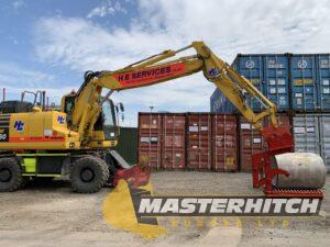 Pipe Lifters - Excavator attachments - Masterhitch Europe Ltd
