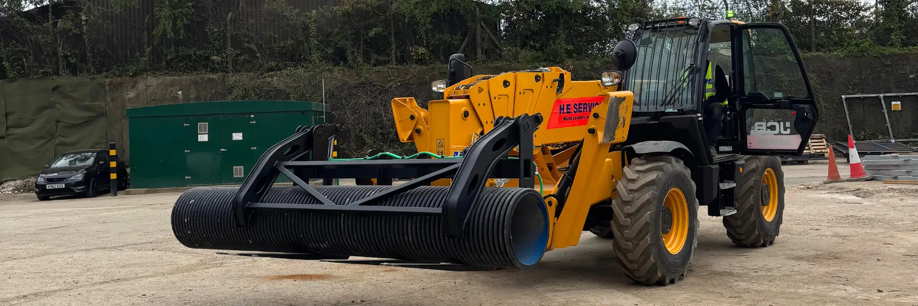 Telehandler pipe carriers