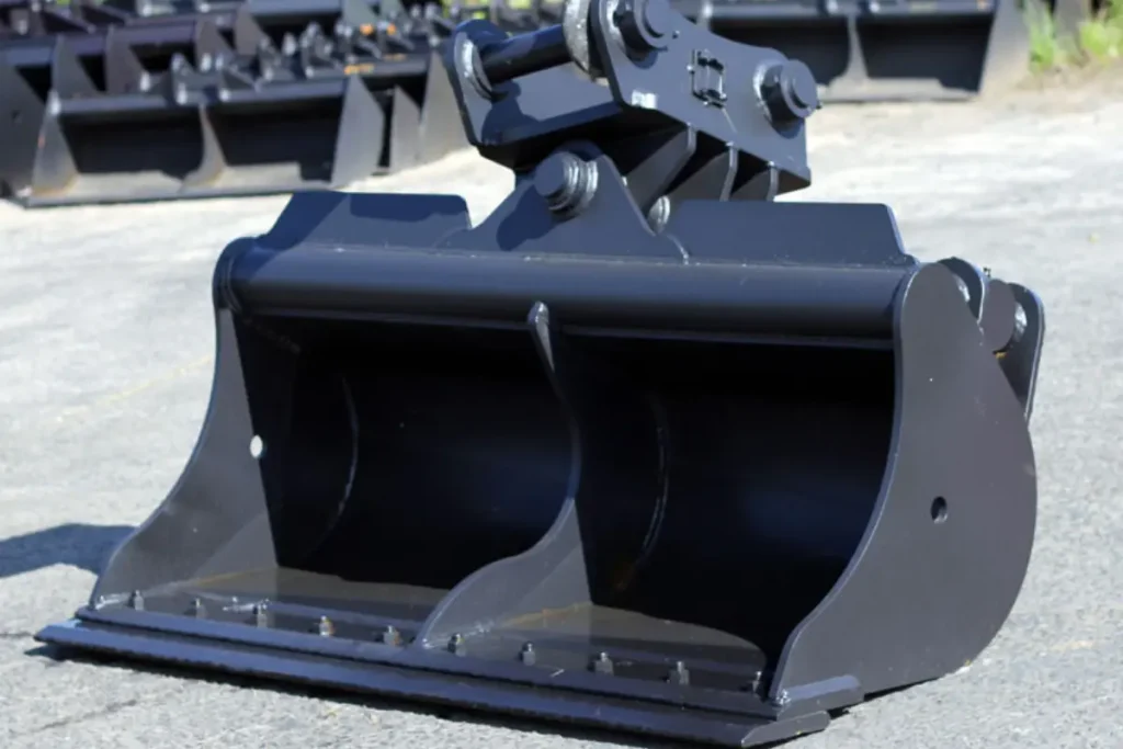 Excavator Bucket Attachment - tilting bucket