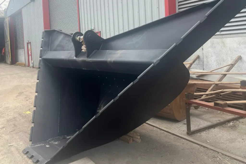 V Buckets /Trapezoidal bucket