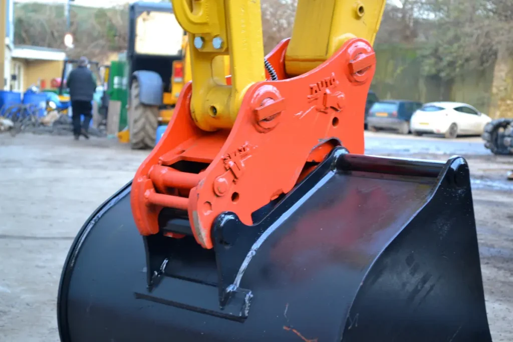 Hydraulic Quick Hitch