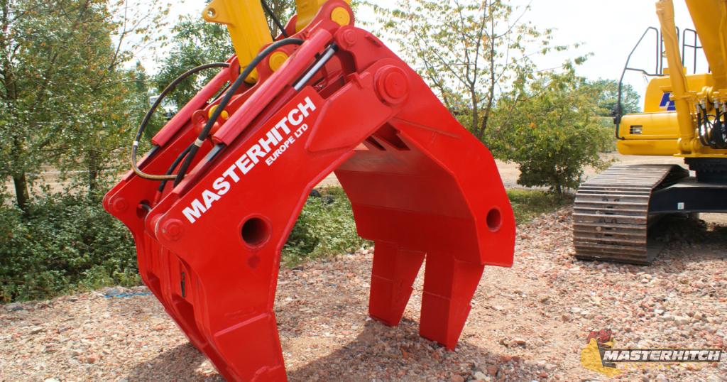 Why Grapples Are Essential Plant Accessories for Modern Construction
